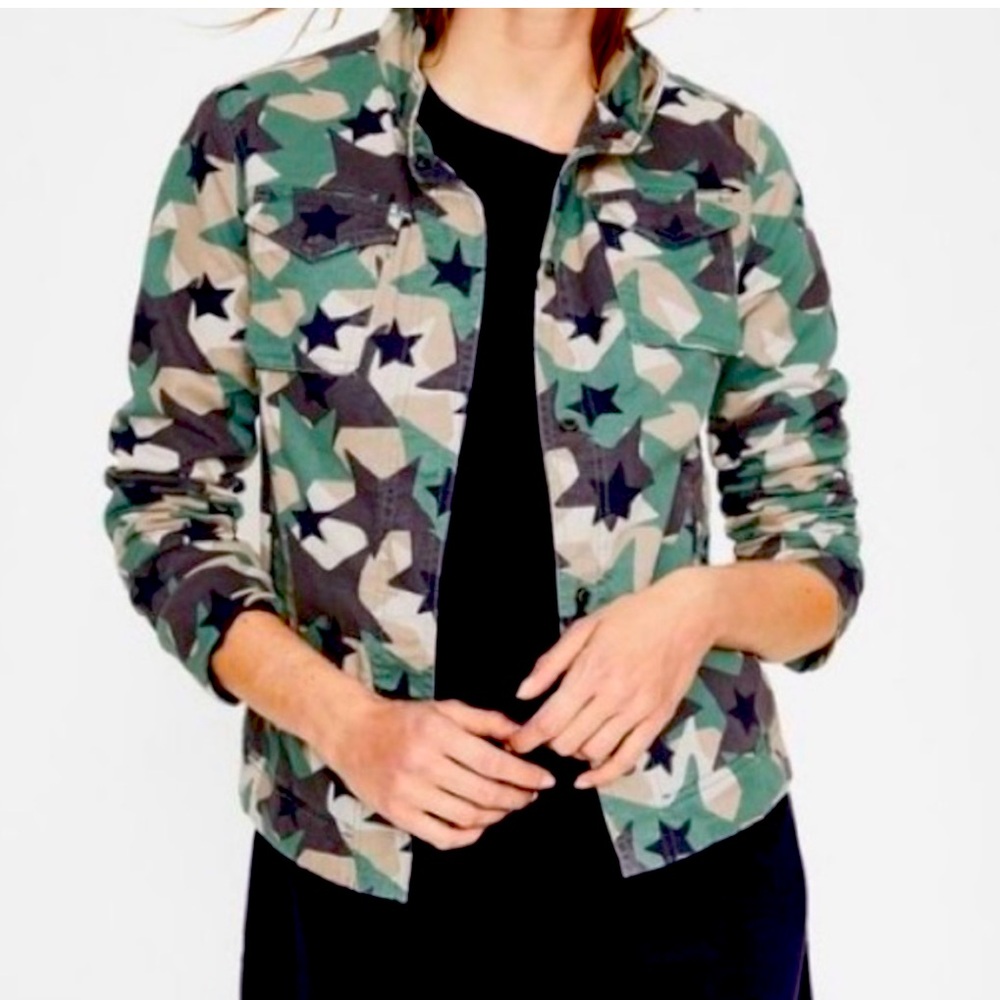 Boden Camouflage Star Utility Jacket - Green and Black